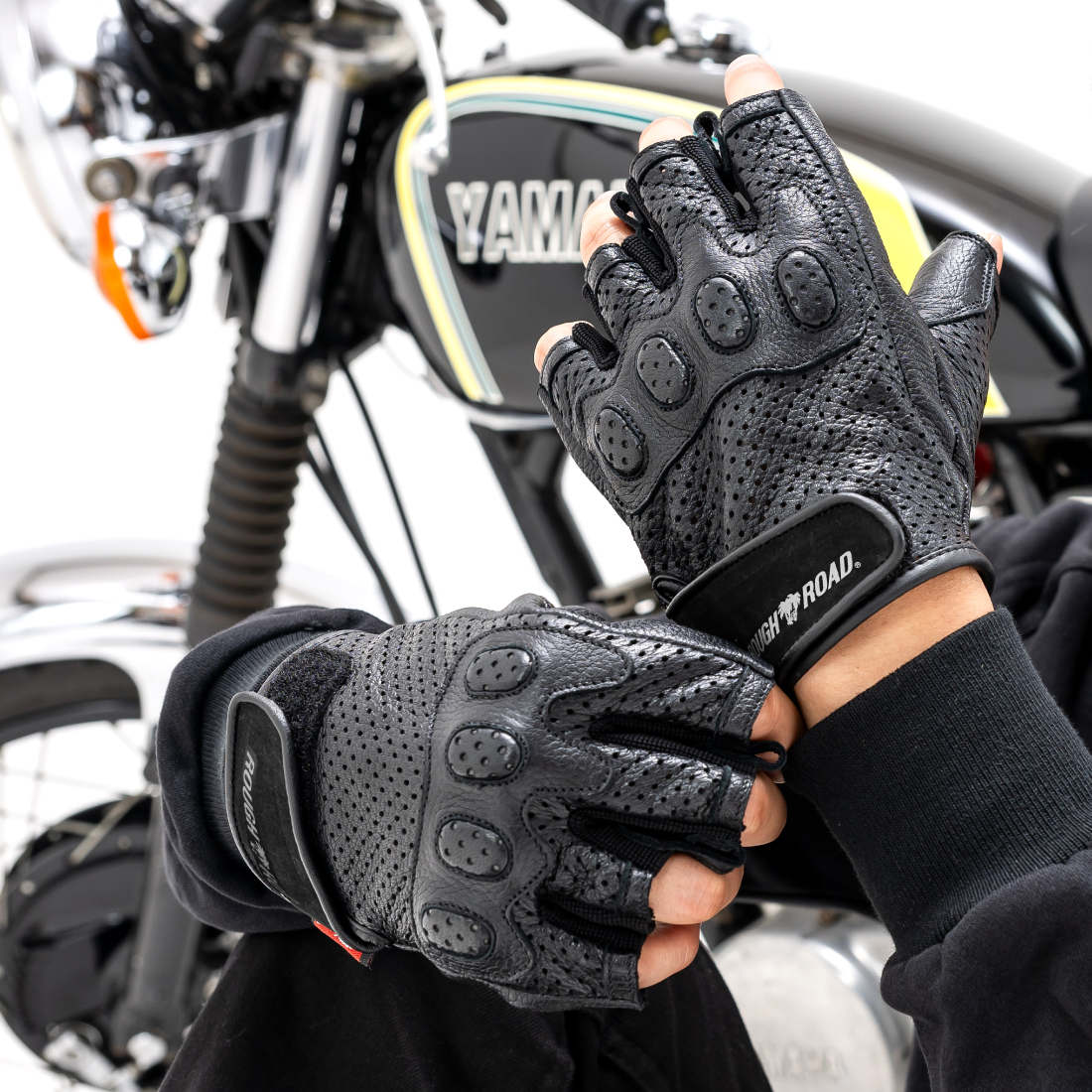 RR8361 パンチングレザーハーフフィンガーグローブDS | ラフ＆ロード